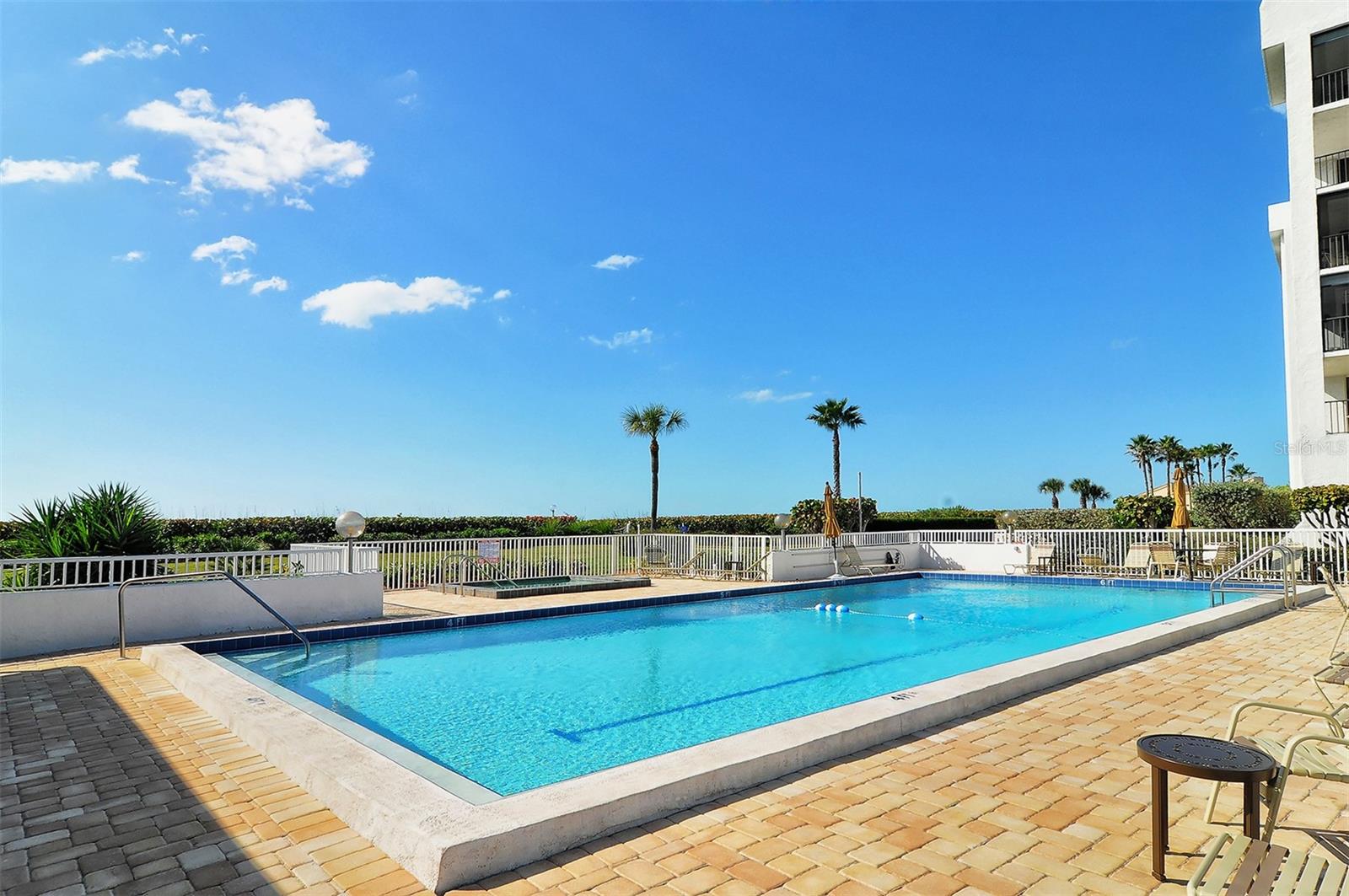 Image 29 of 36 For 4545 Gulf Of Mexico Drive 408