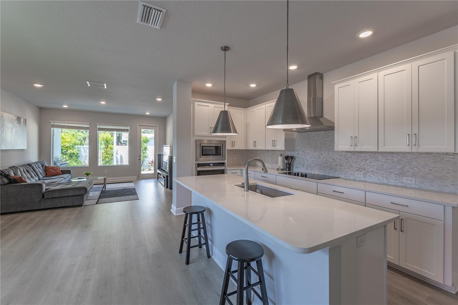 Image 9 of 28 For 1403 Columbia Avenue