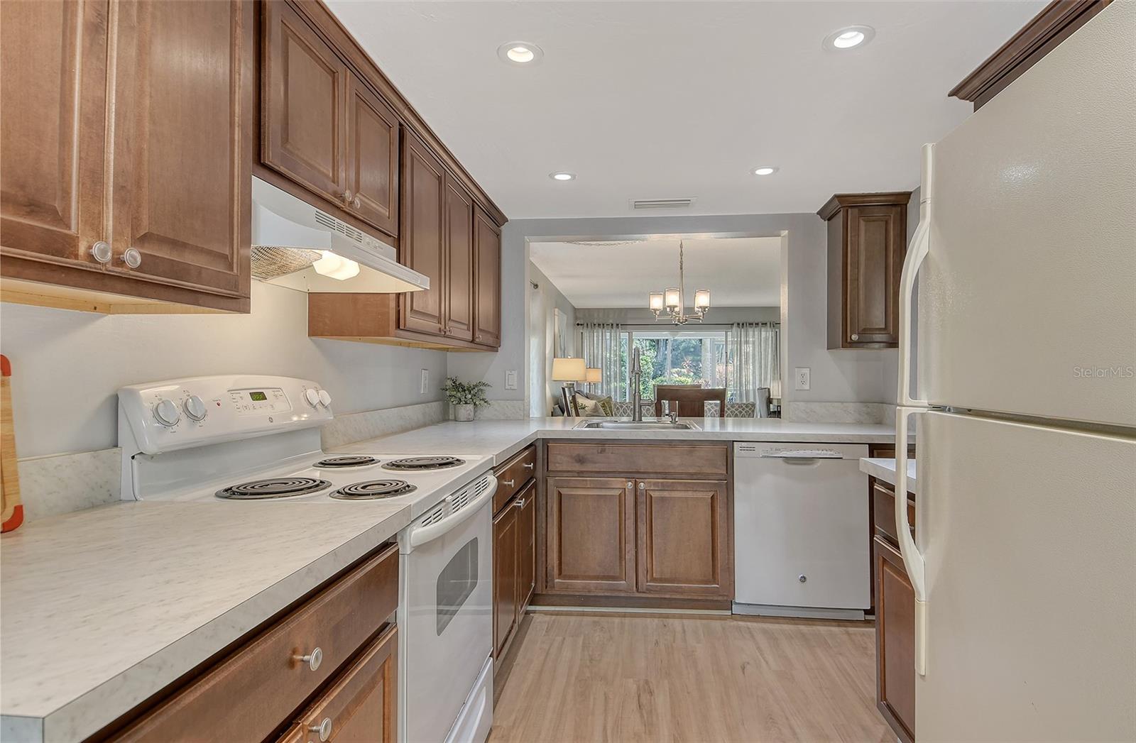 Image 10 of 49 For 5246 Marsh Field Lane 1