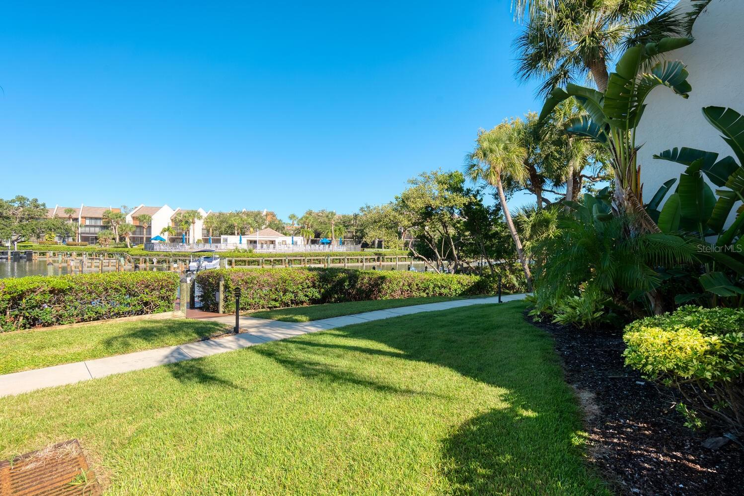 Image 24 of 31 For 6350 Midnight Cove Road 710