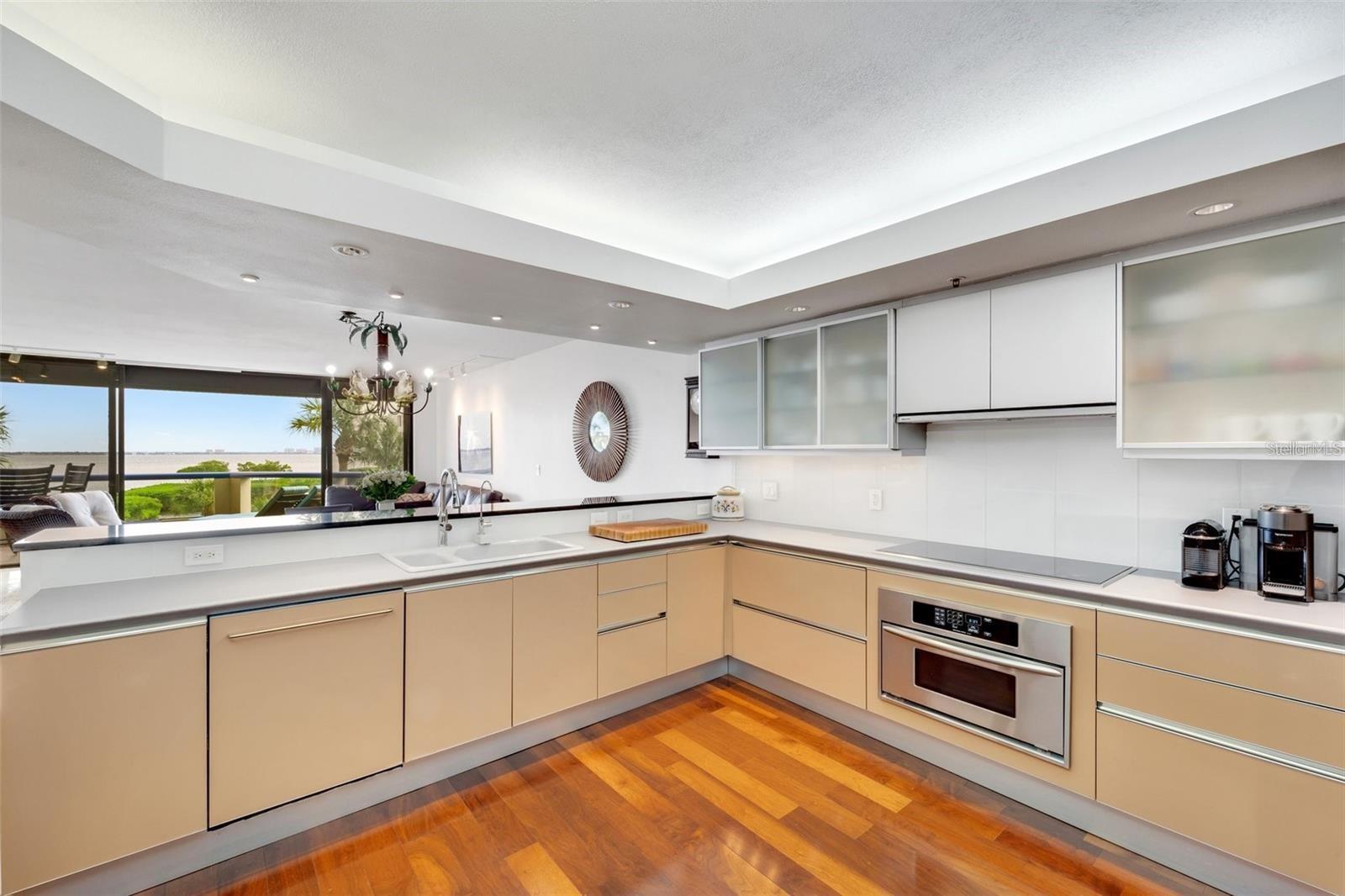 Image 12 of 64 For 2110 Harbourside Drive 526