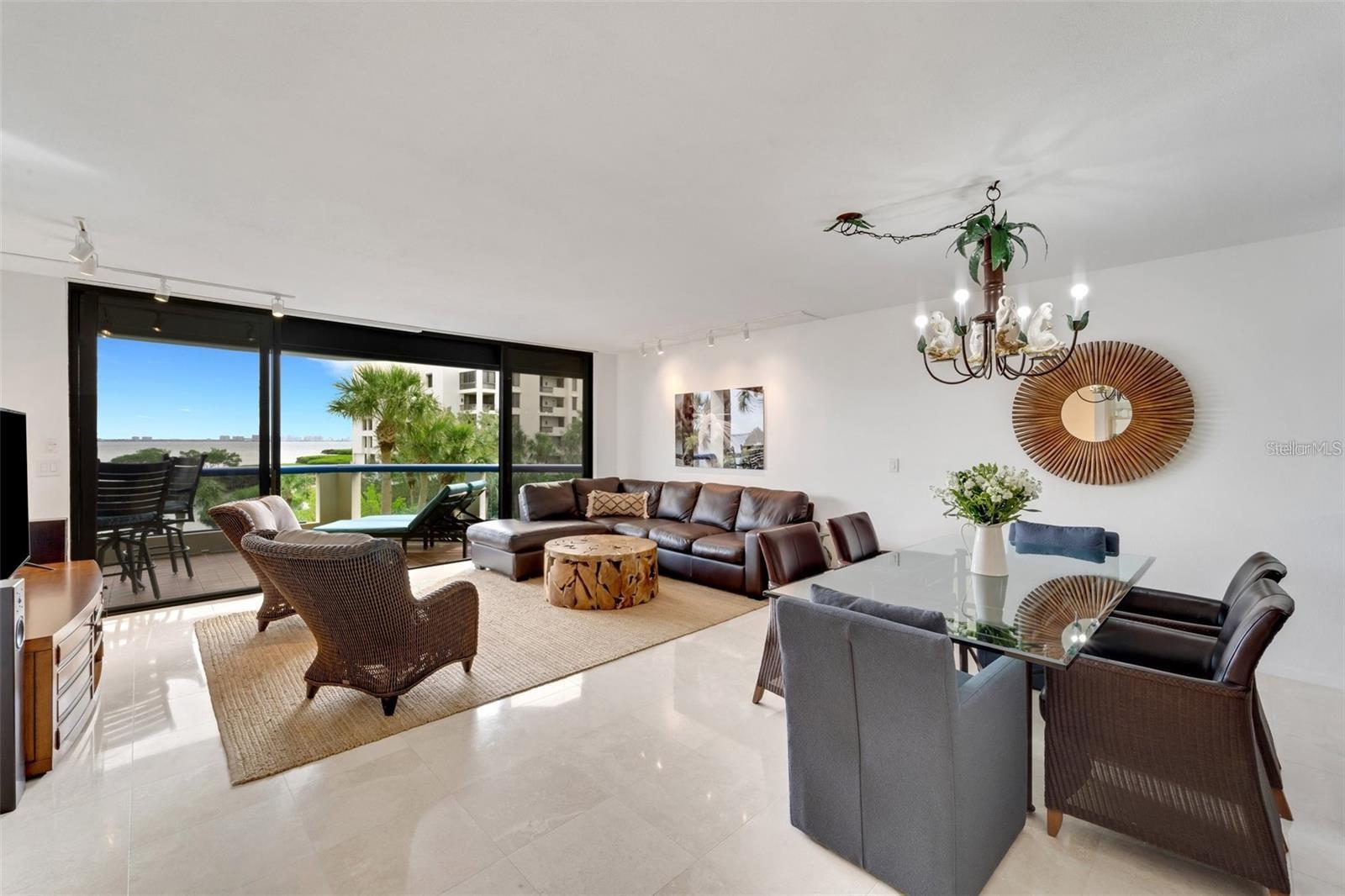 Image 14 of 64 For 2110 Harbourside Drive 526