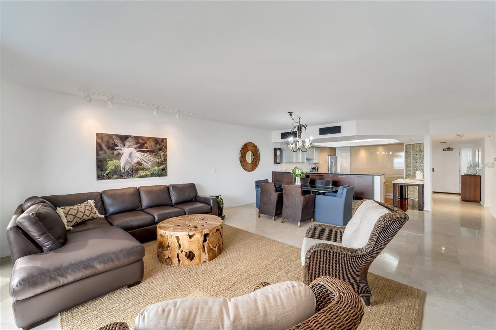 Image 19 of 64 For 2110 Harbourside Drive 526
