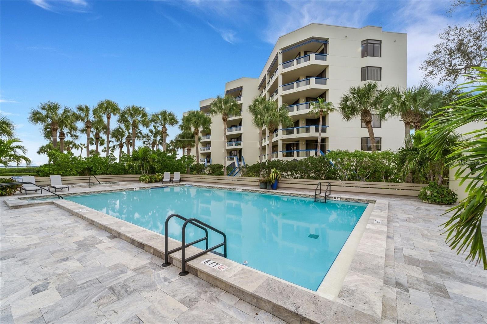 Image 36 of 64 For 2110 Harbourside Drive 526
