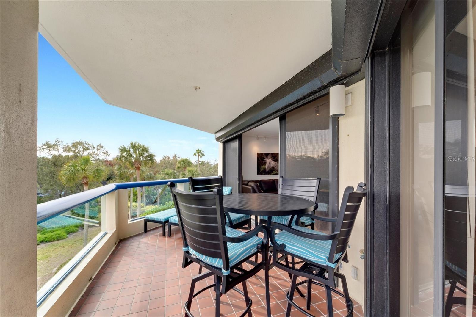 Image 4 of 64 For 2110 Harbourside Drive 526