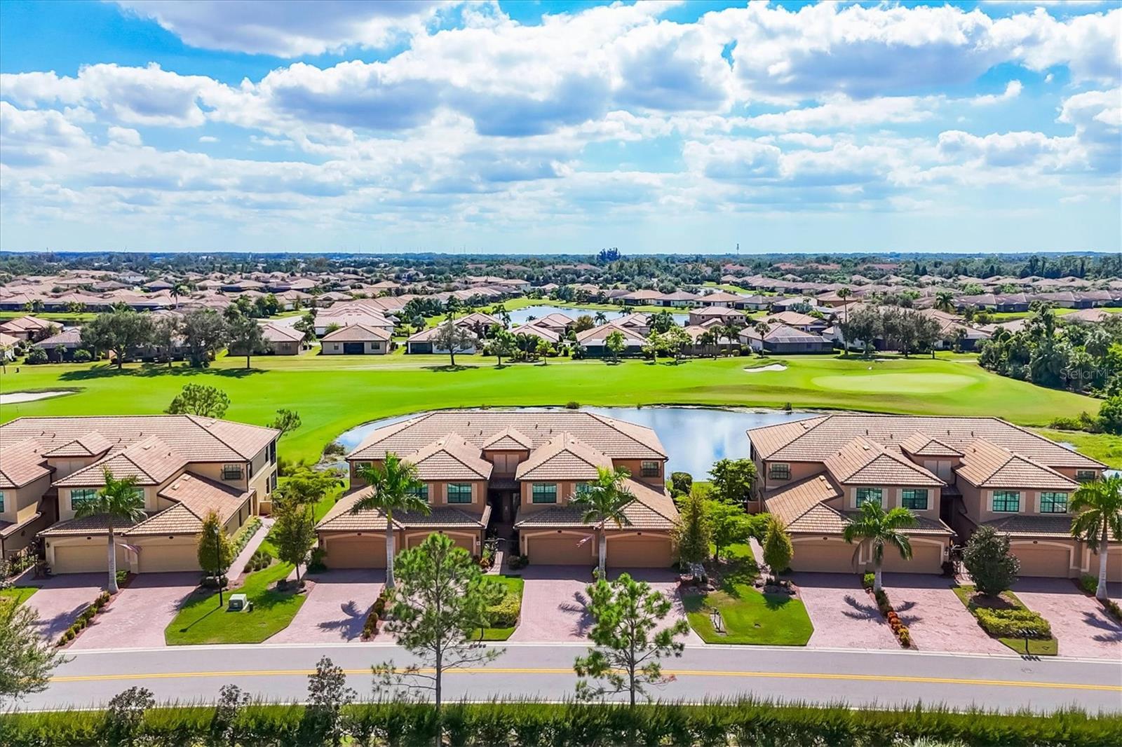 Image 6 of 79 For 6618 Grand Estuary Trail 104