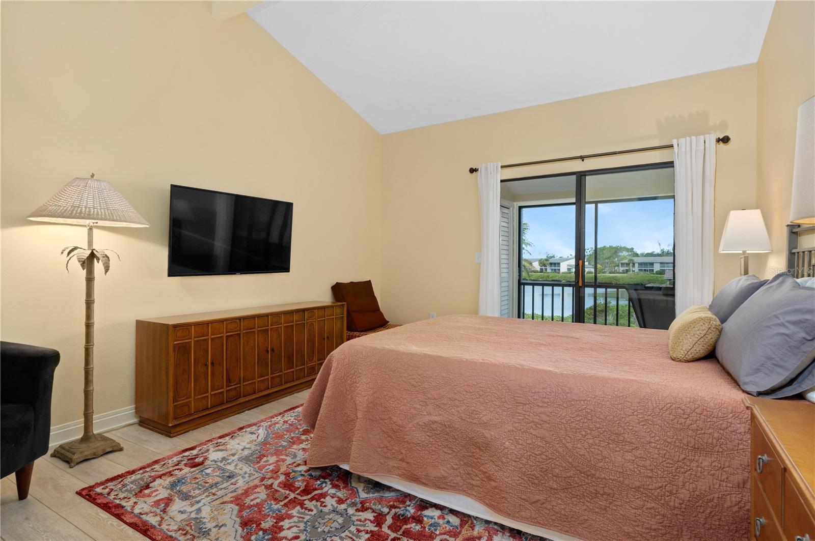 Image 18 of 40 For 1603 Bayhouse Point Drive 212