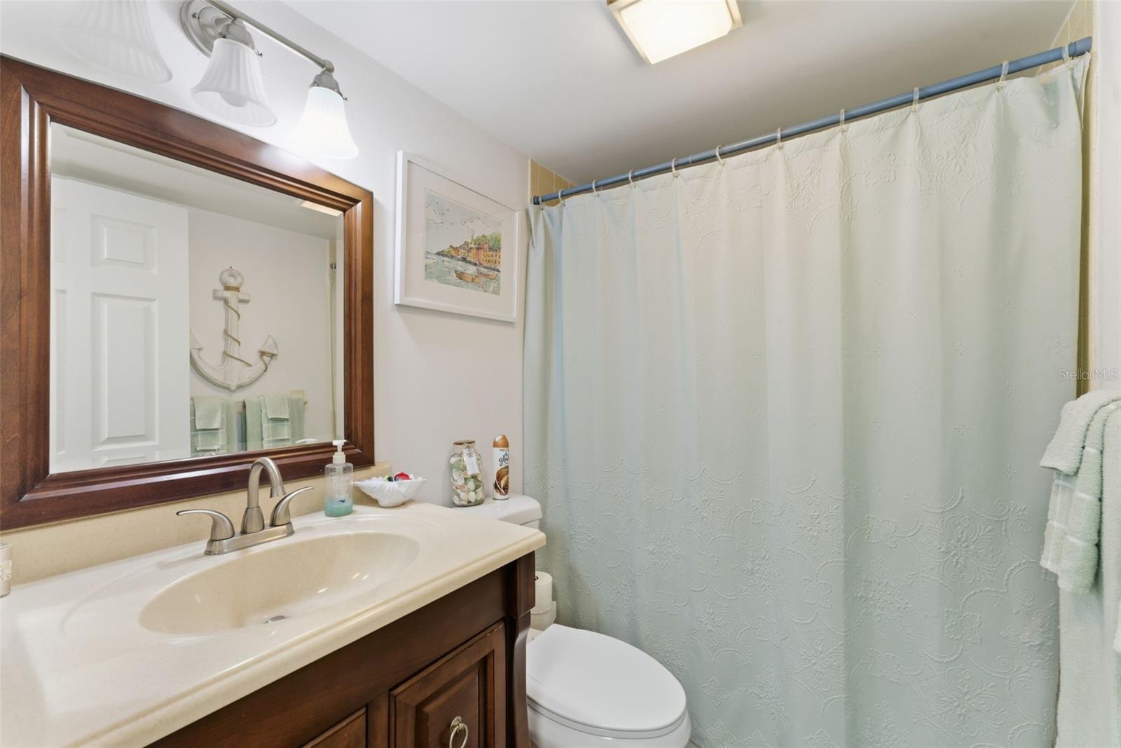 Image 16 of 36 For 1005 40th Street 5