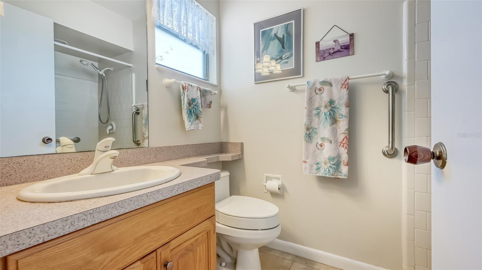 Image 32 of 86 For 2016 Riverbluff Parkway V328