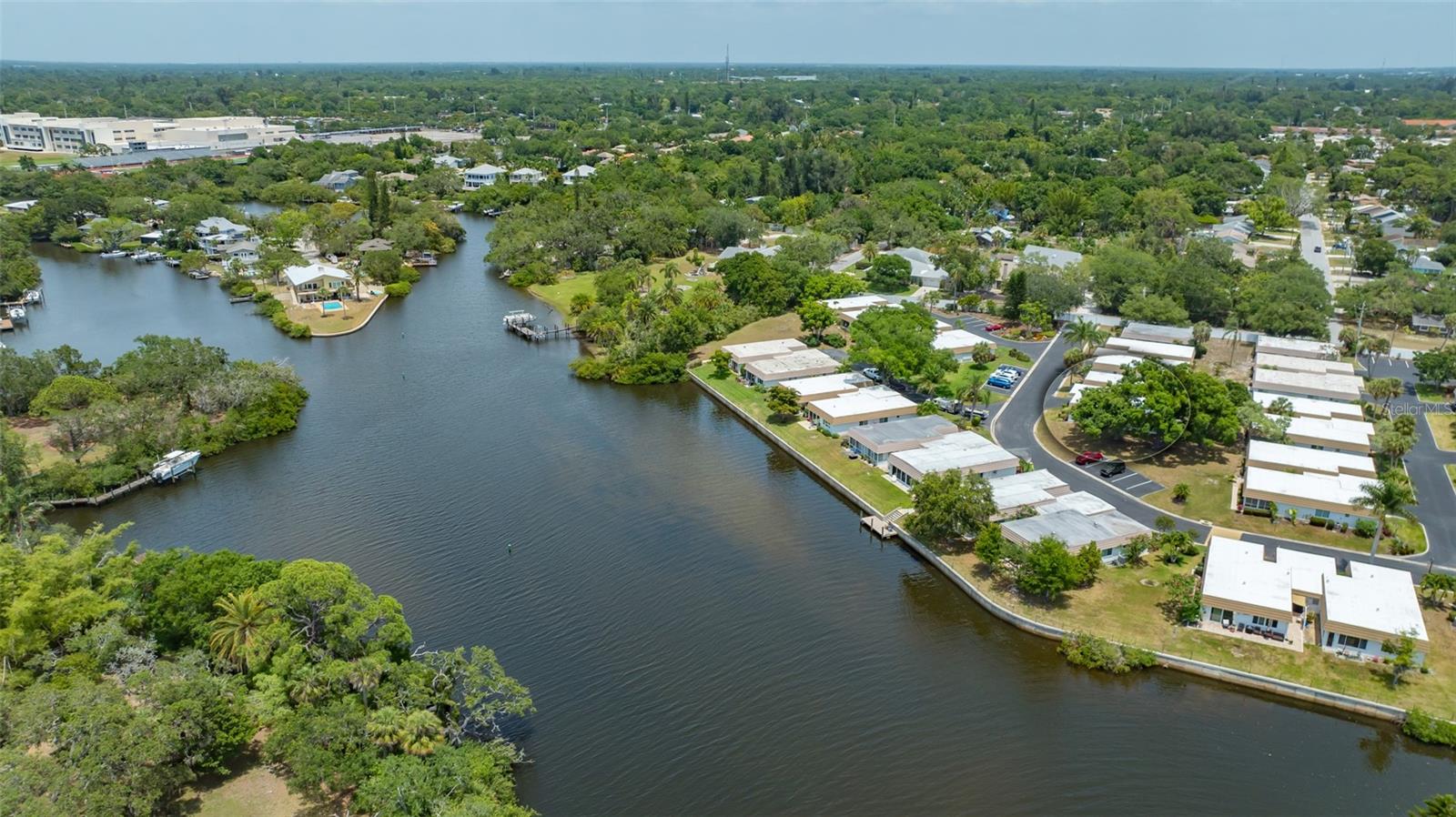 Image 55 of 86 For 2016 Riverbluff Parkway V328