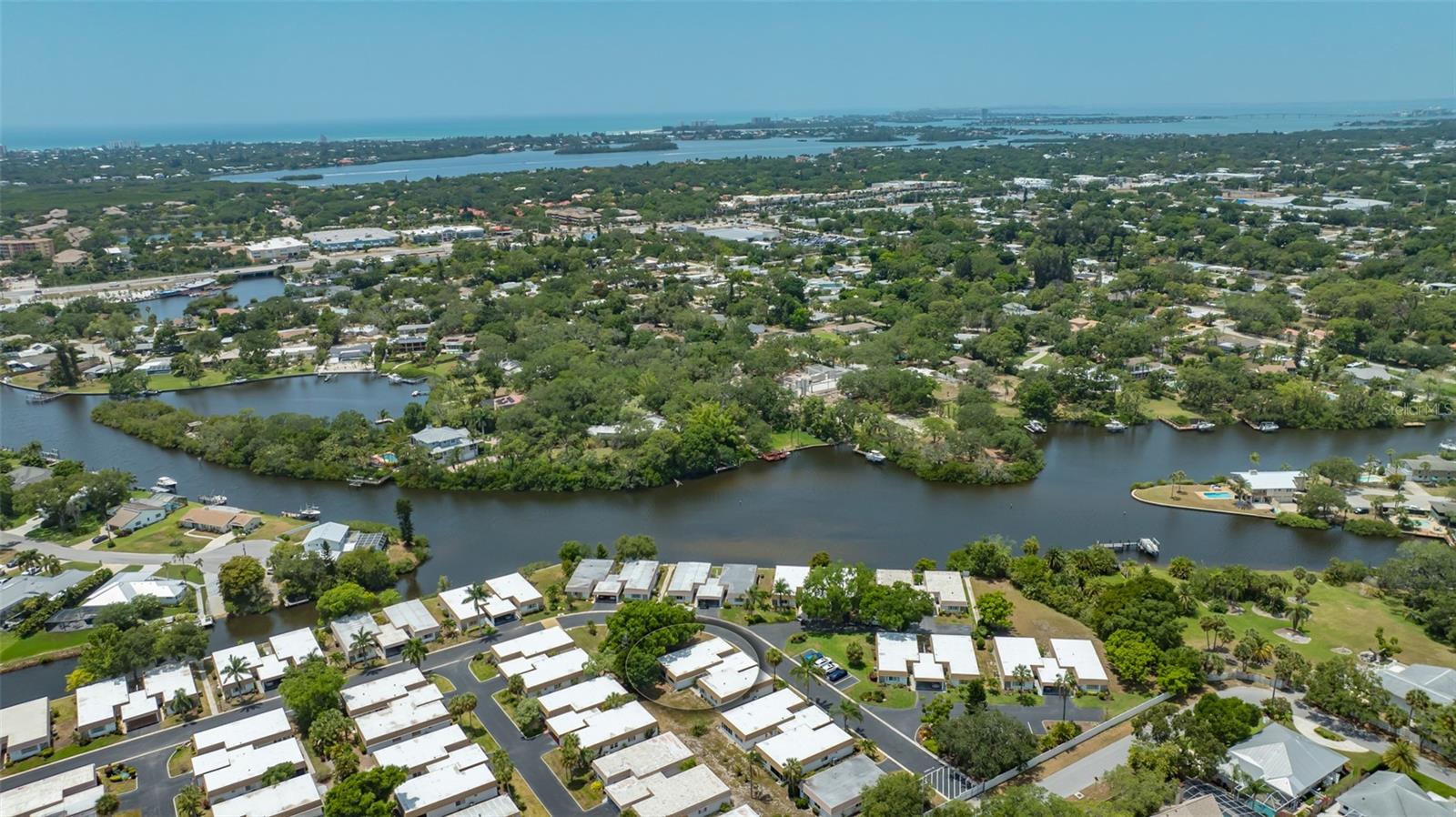 Image 58 of 86 For 2016 Riverbluff Parkway V328