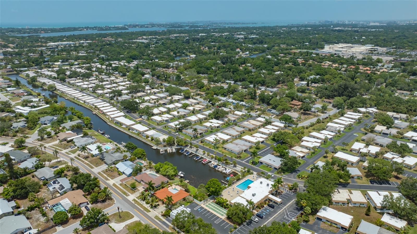 Image 60 of 86 For 2016 Riverbluff Parkway V328