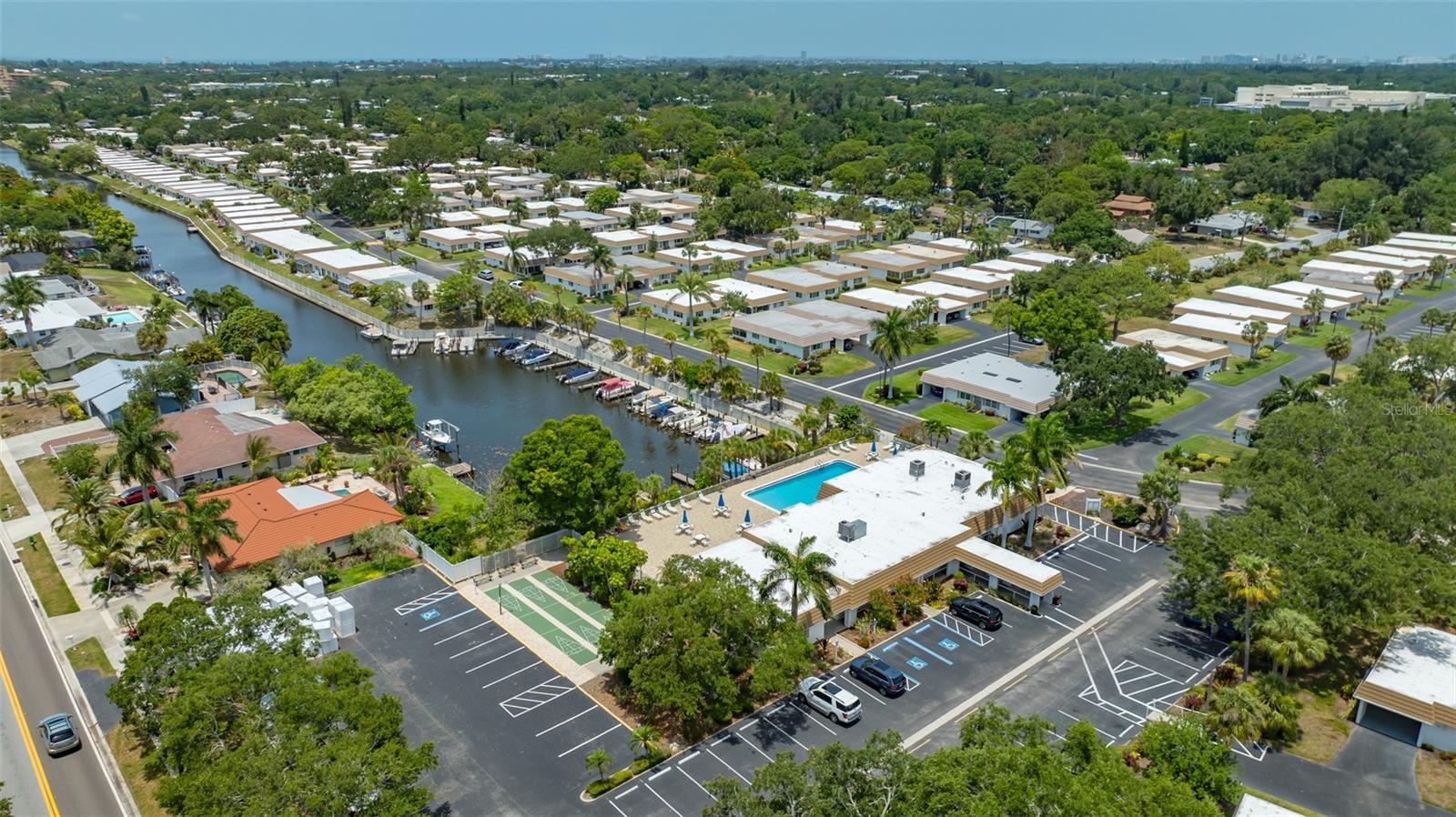 Image 61 of 86 For 2016 Riverbluff Parkway V328