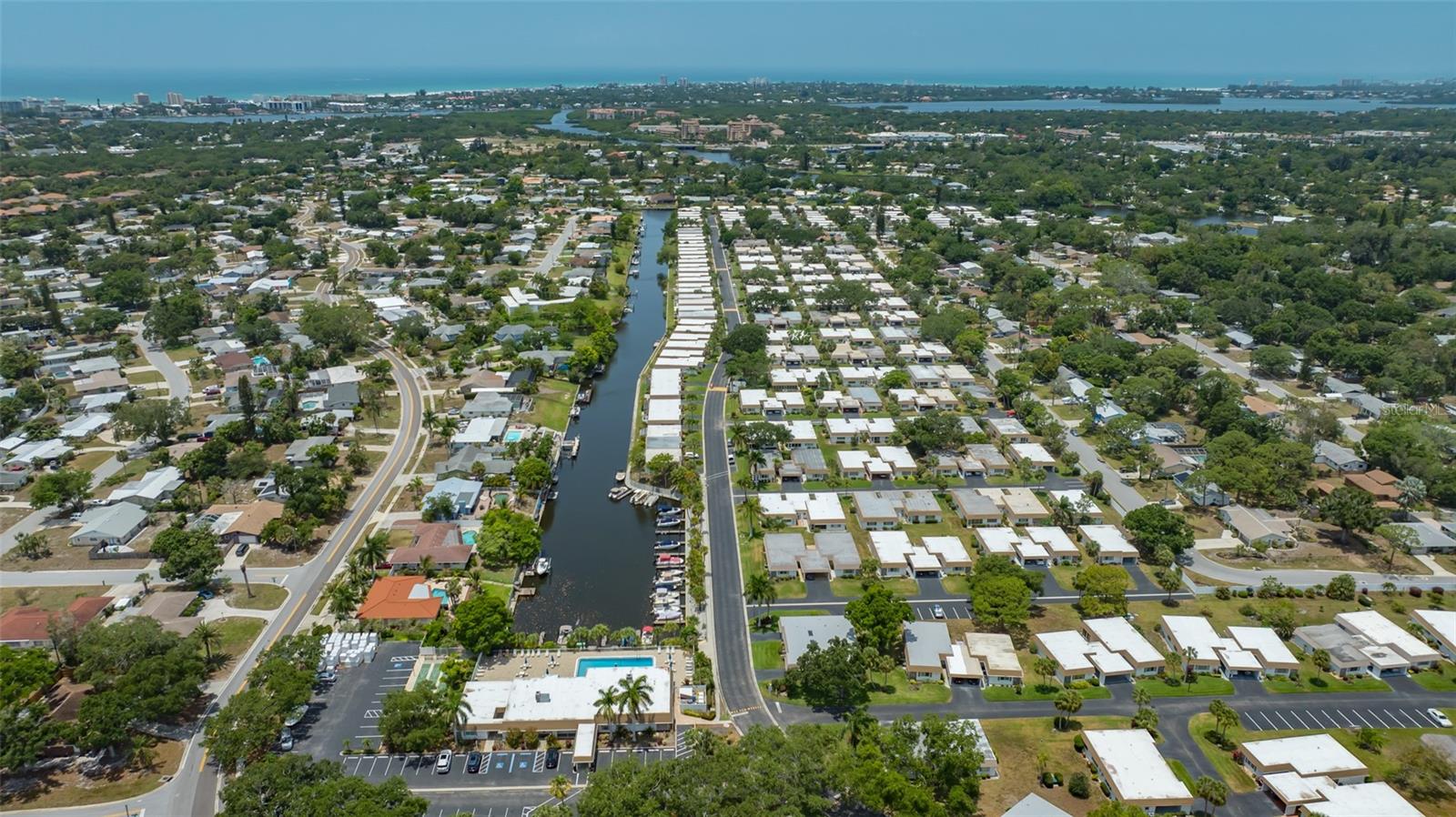 Image 62 of 86 For 2016 Riverbluff Parkway V328