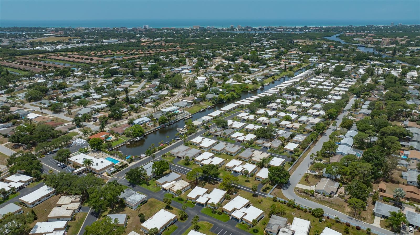 Image 63 of 86 For 2016 Riverbluff Parkway V328