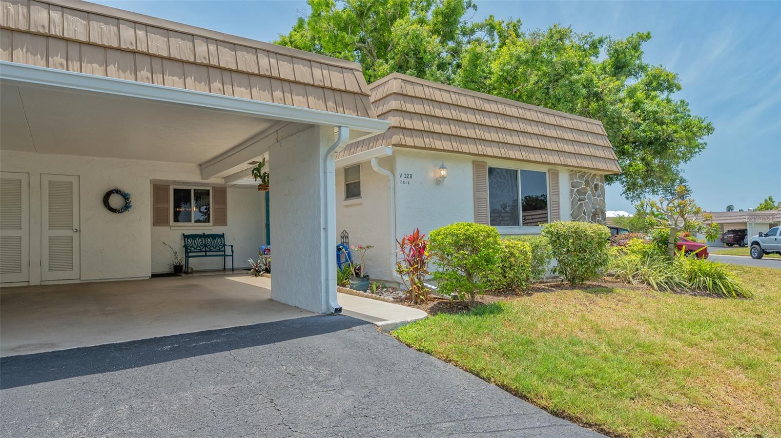 Image 9 of 86 For 2016 Riverbluff Parkway V328
