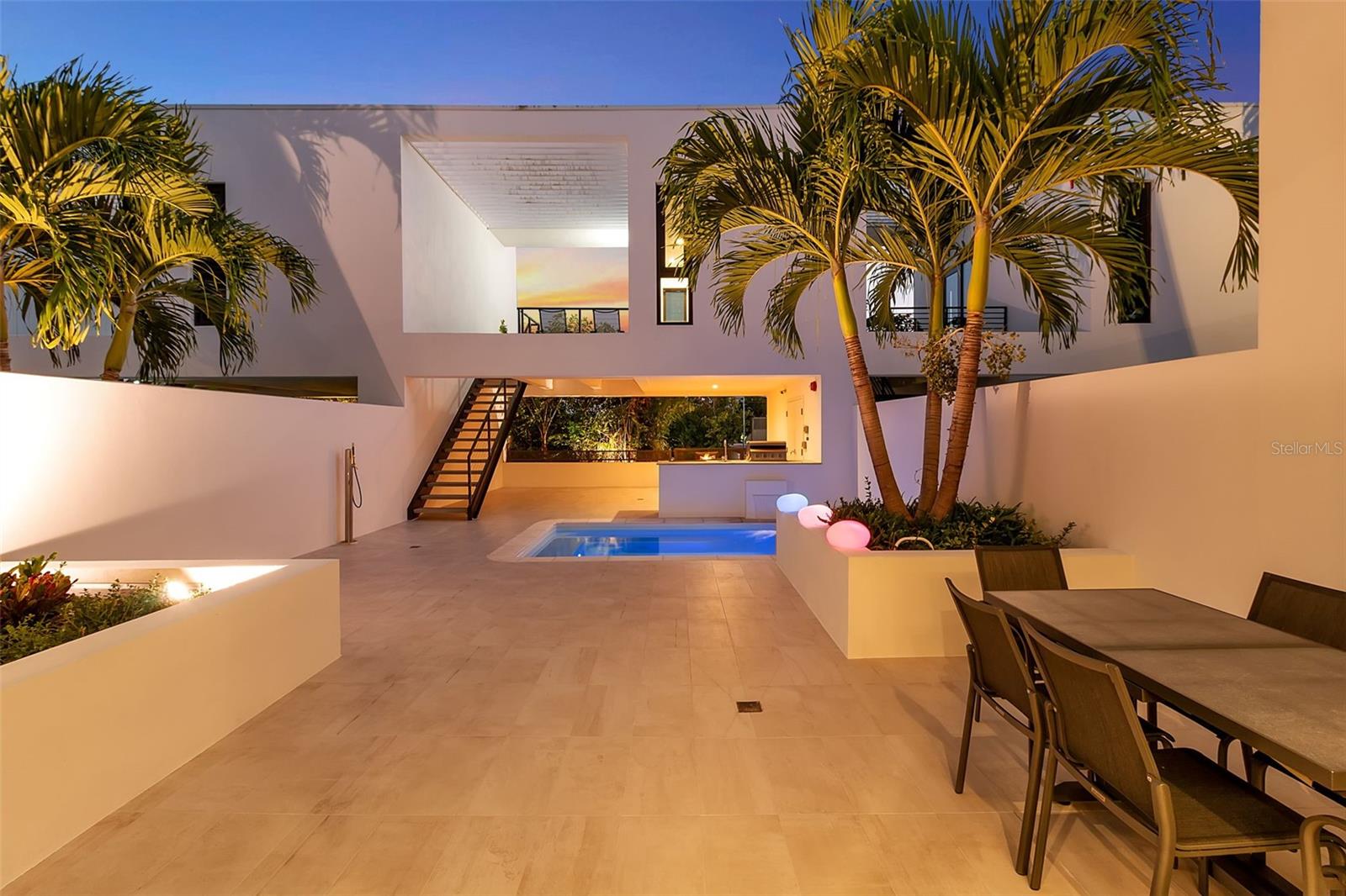 Image 13 of 57 For 1542 4th Street 210