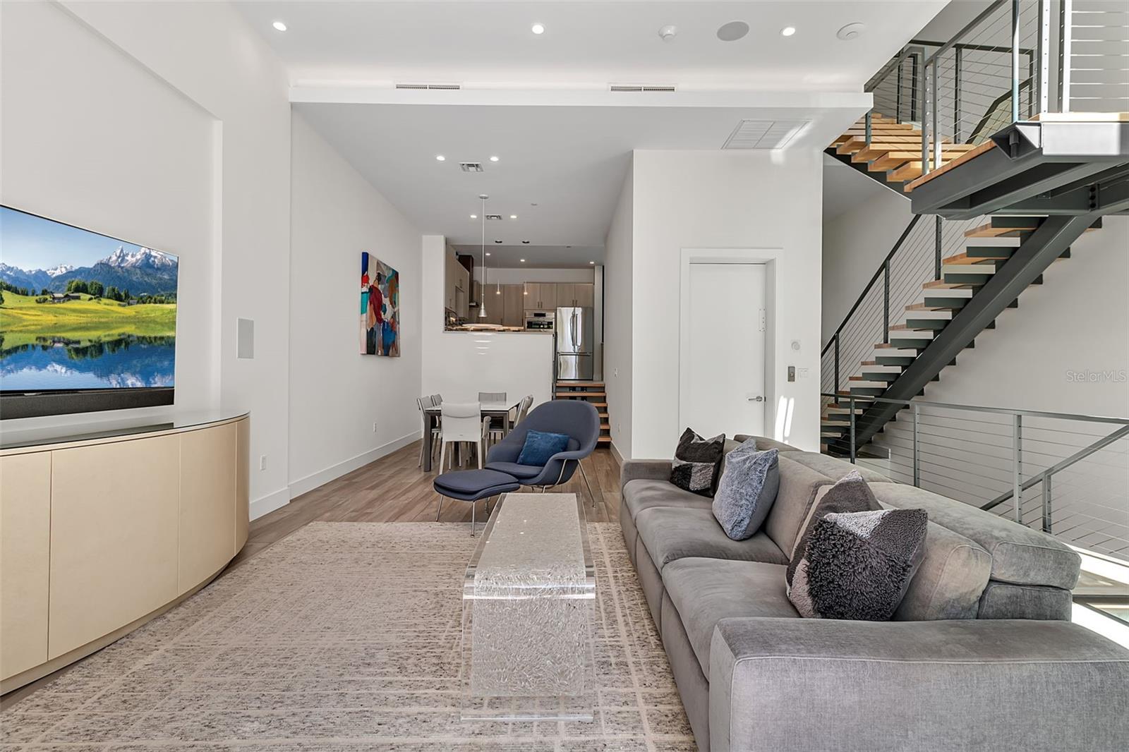 Image 21 of 57 For 1542 4th Street 210