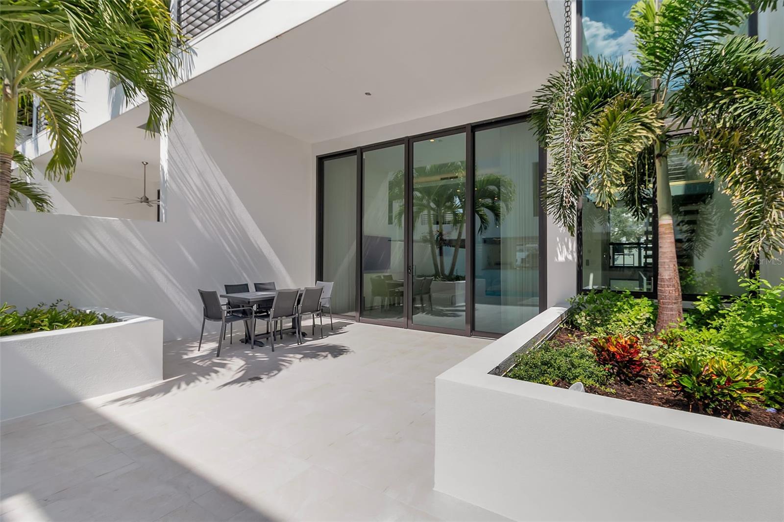 Image 30 of 57 For 1542 4th Street 210