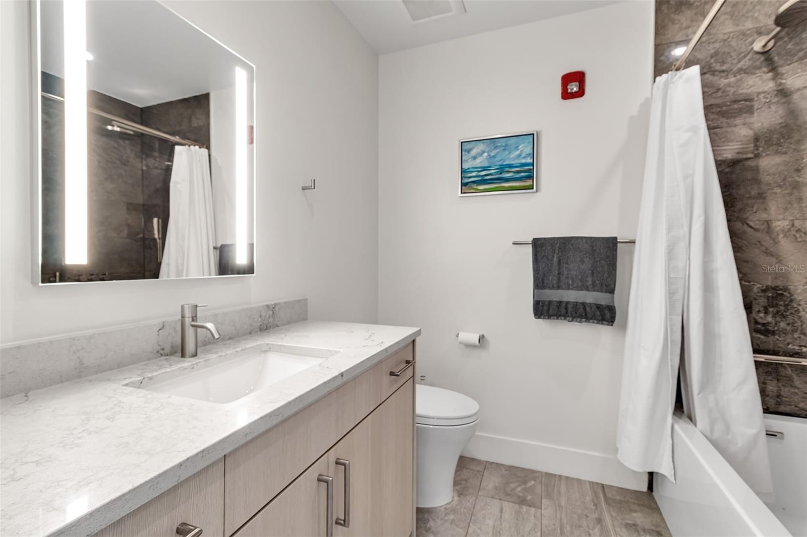 Image 43 of 57 For 1542 4th Street 210