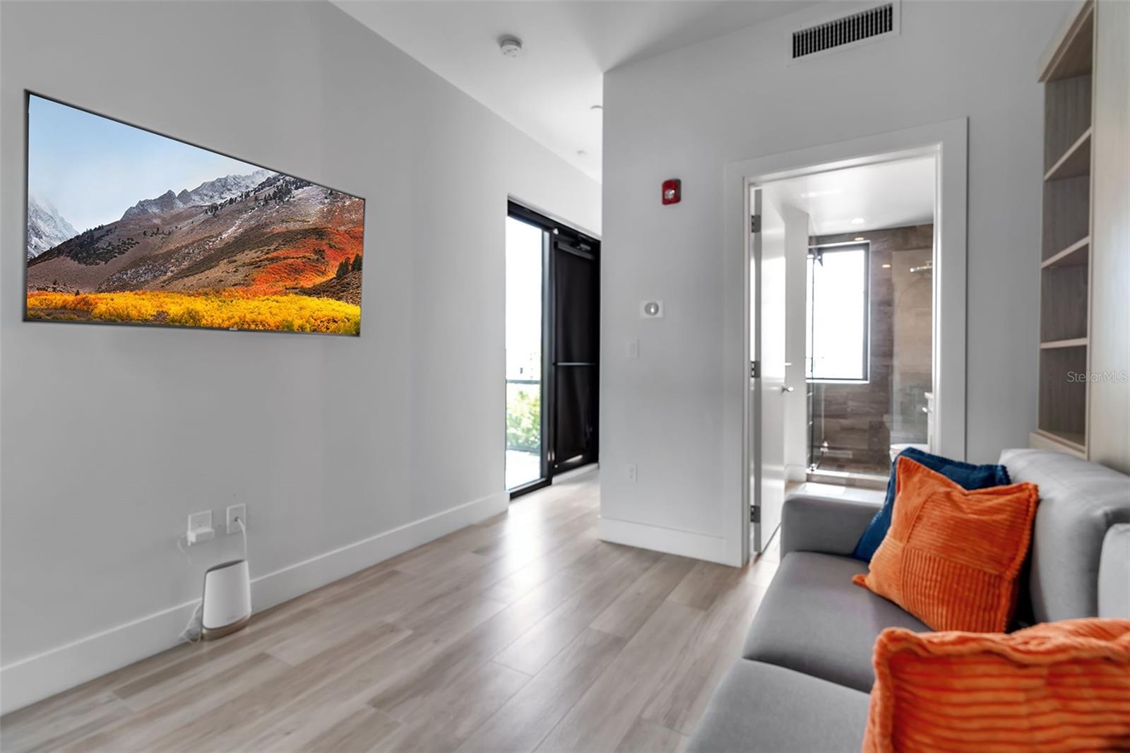 Image 50 of 57 For 1542 4th Street 210