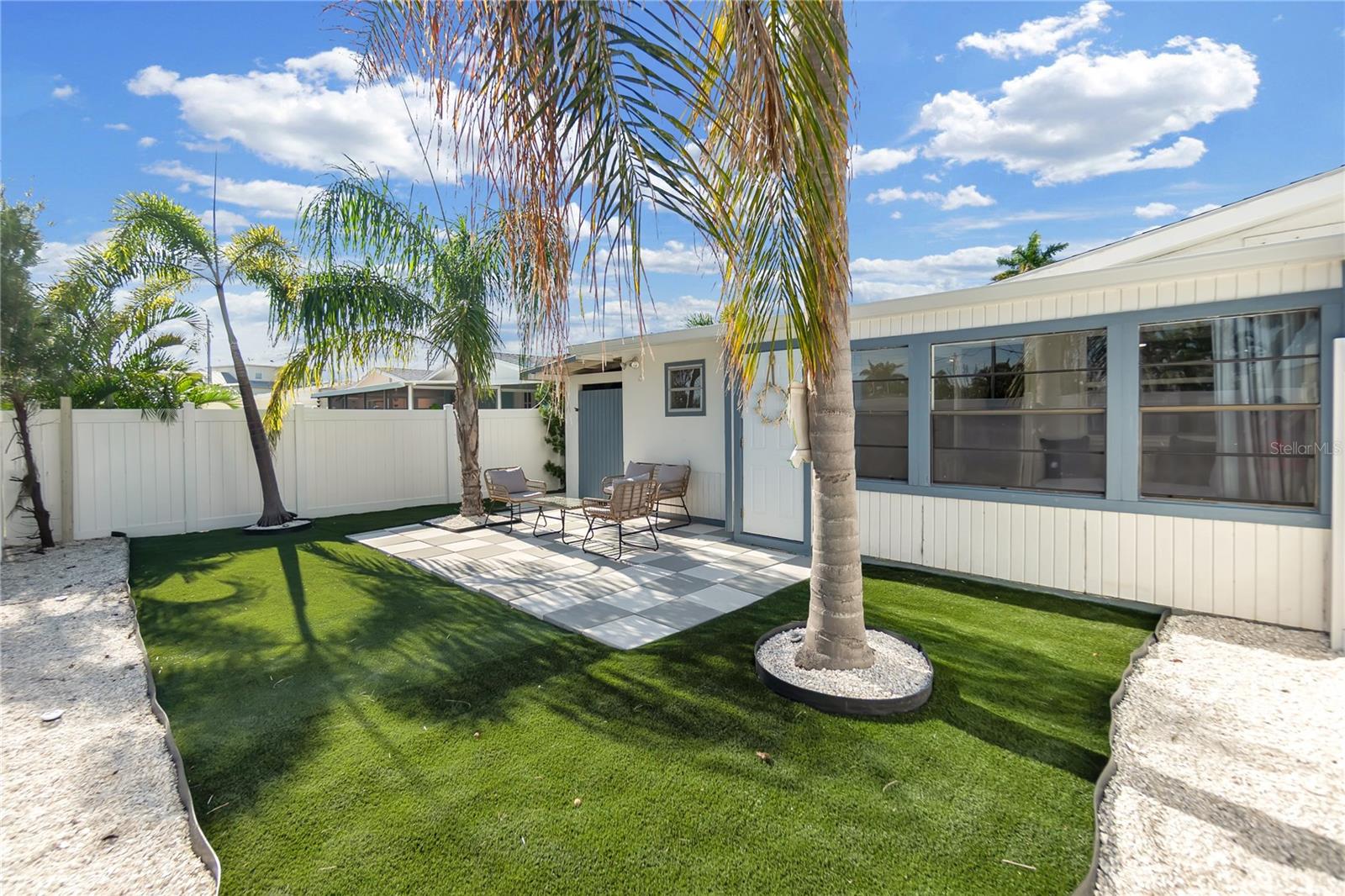 Image 24 of 33 For 407 63rd Street