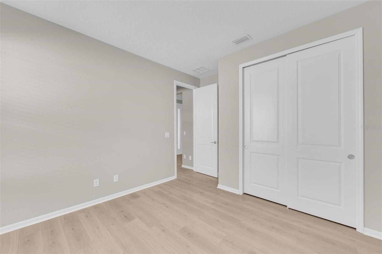 Image 10 of 51 For 16545 Star Grass Circle