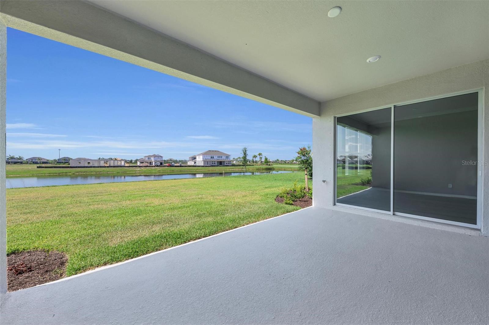 Image 33 of 51 For 16545 Star Grass Circle