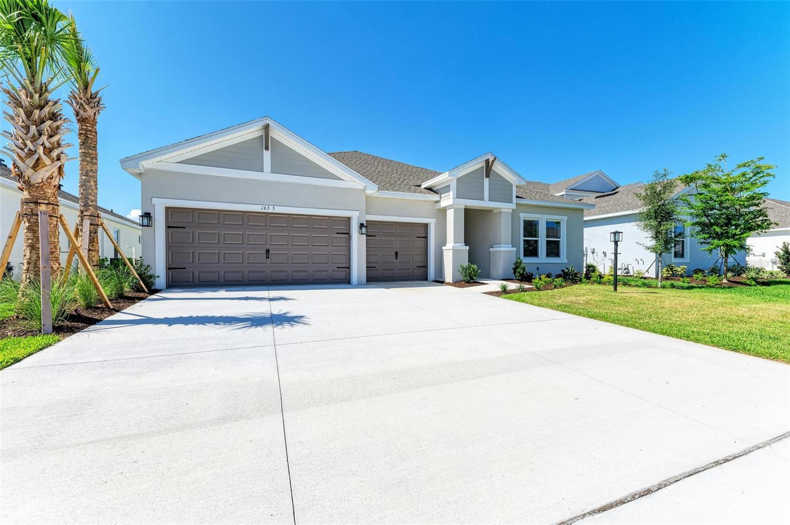 Image 4 of 51 For 16545 Star Grass Circle