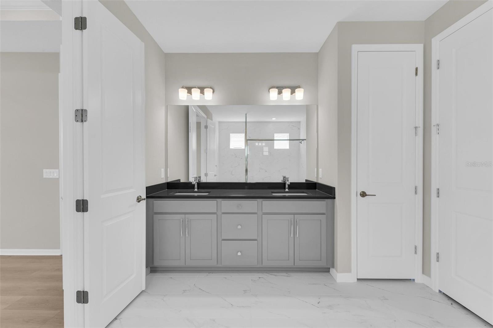 Image 43 of 51 For 16545 Star Grass Circle