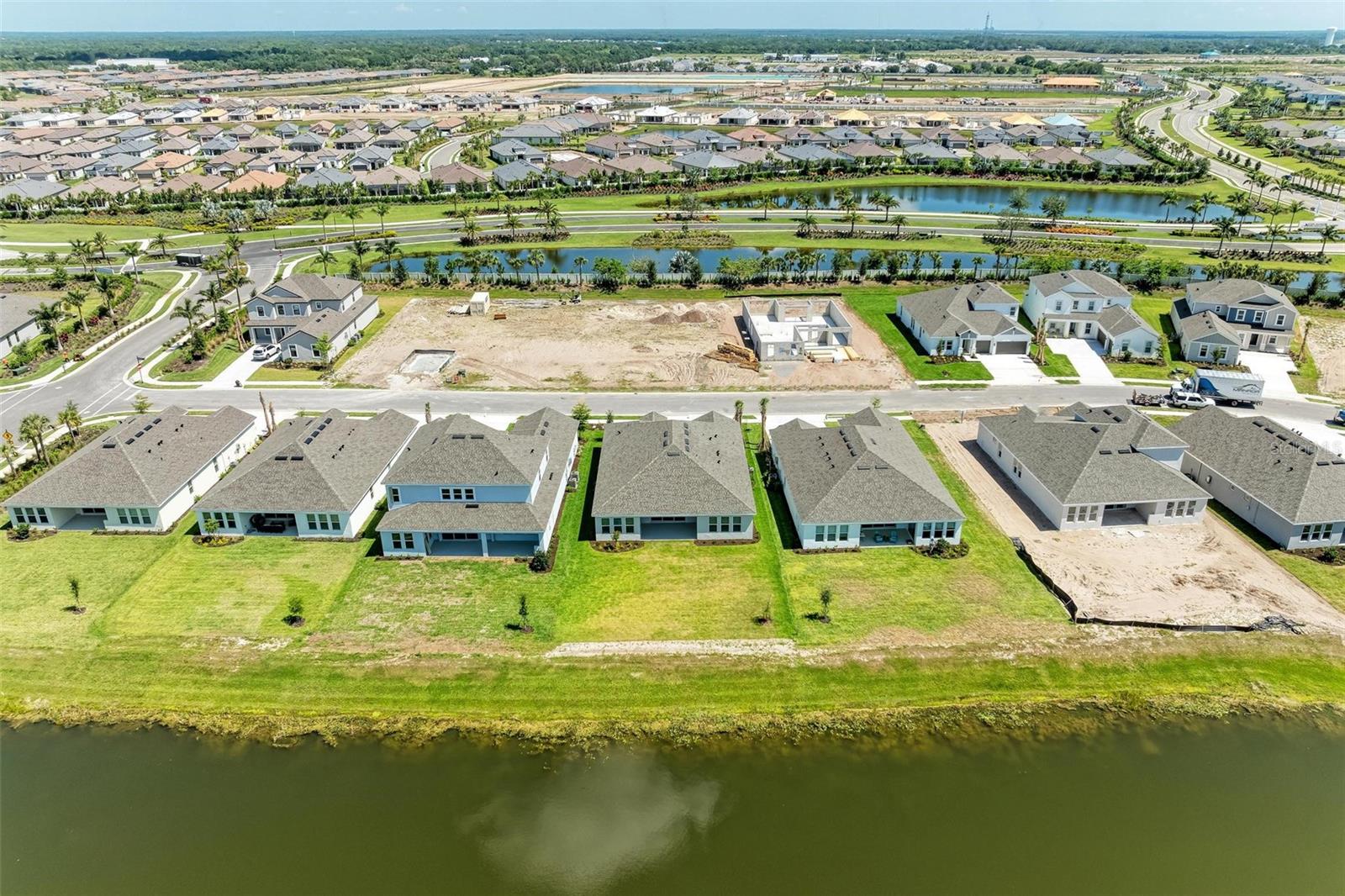 Image 6 of 51 For 16545 Star Grass Circle