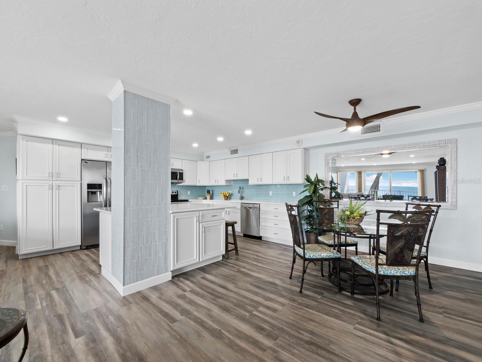 Image 12 of 51 For 2295 Gulf Of Mexico Drive 23s