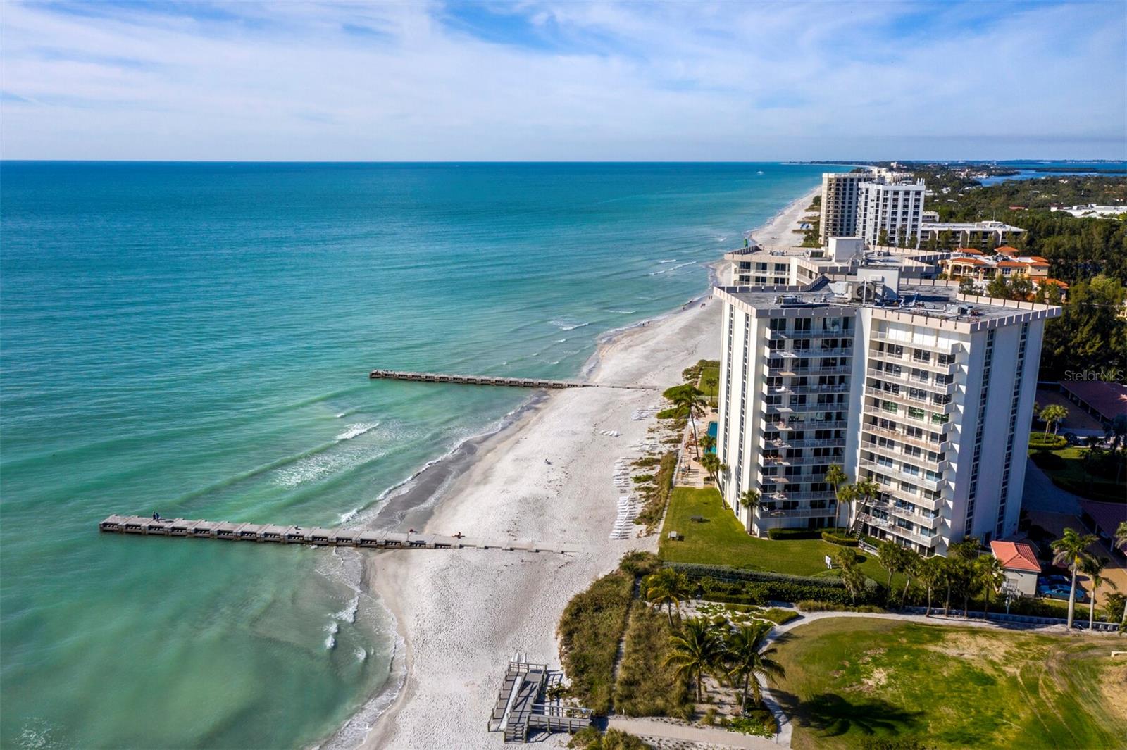 Image 43 of 51 For 2295 Gulf Of Mexico Drive 23s