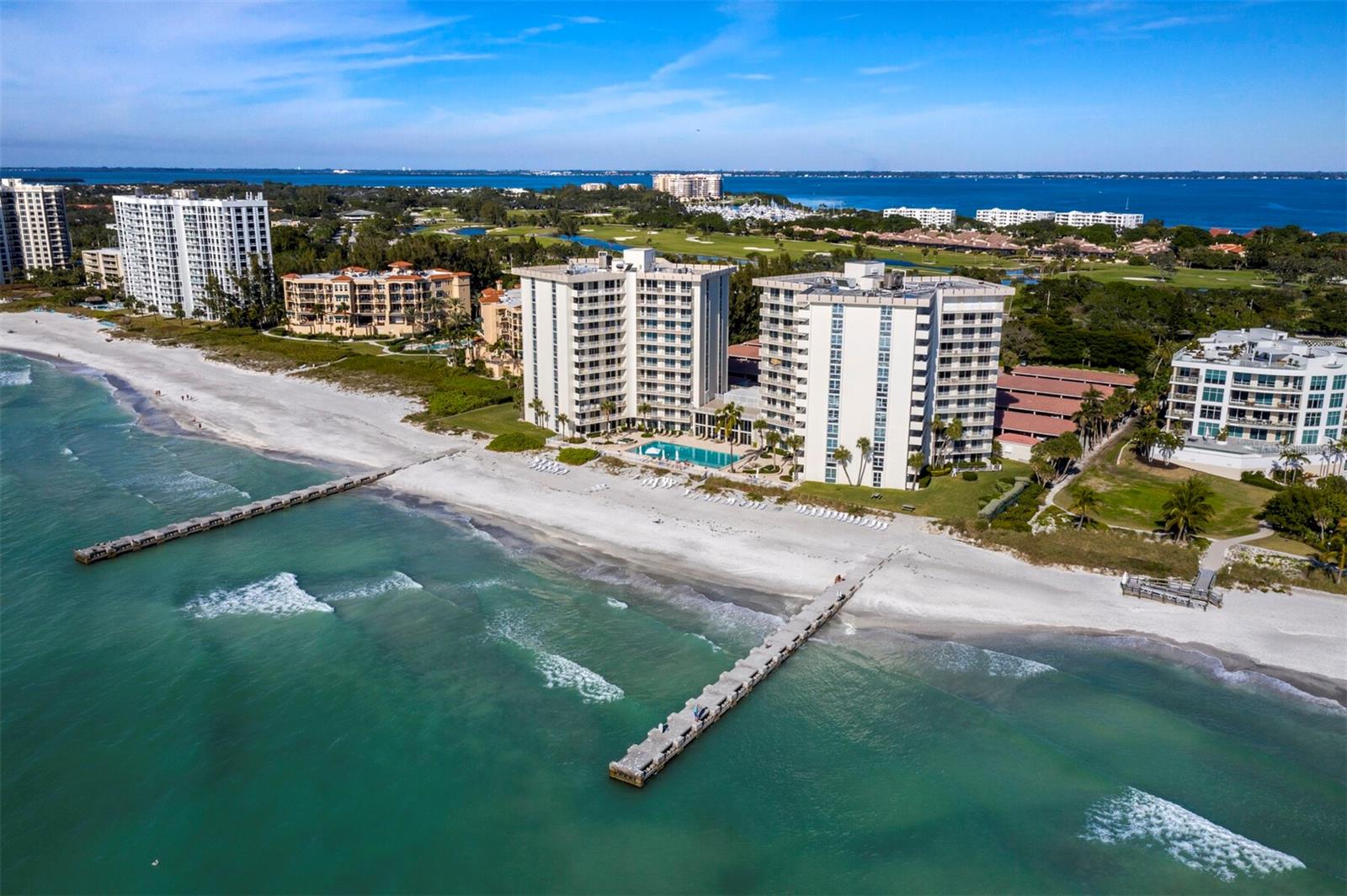 Image 45 of 51 For 2295 Gulf Of Mexico Drive 23s