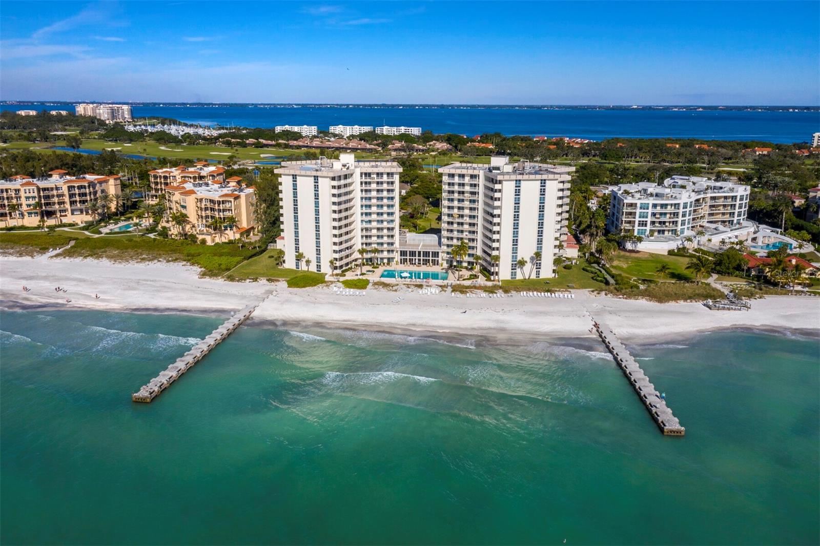 Image 46 of 51 For 2295 Gulf Of Mexico Drive 23s