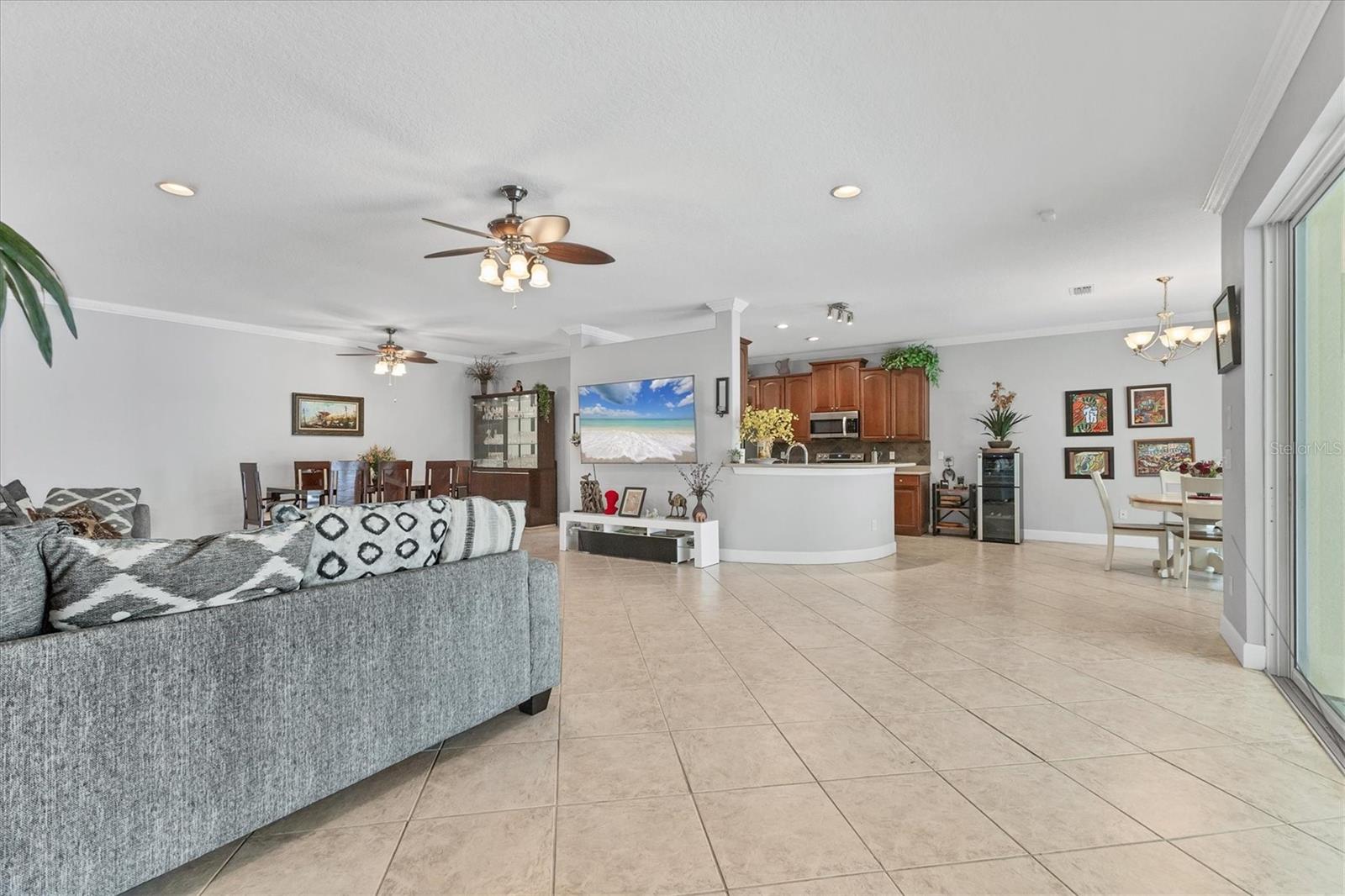 Image 4 of 51 For 7131 67th Ter E