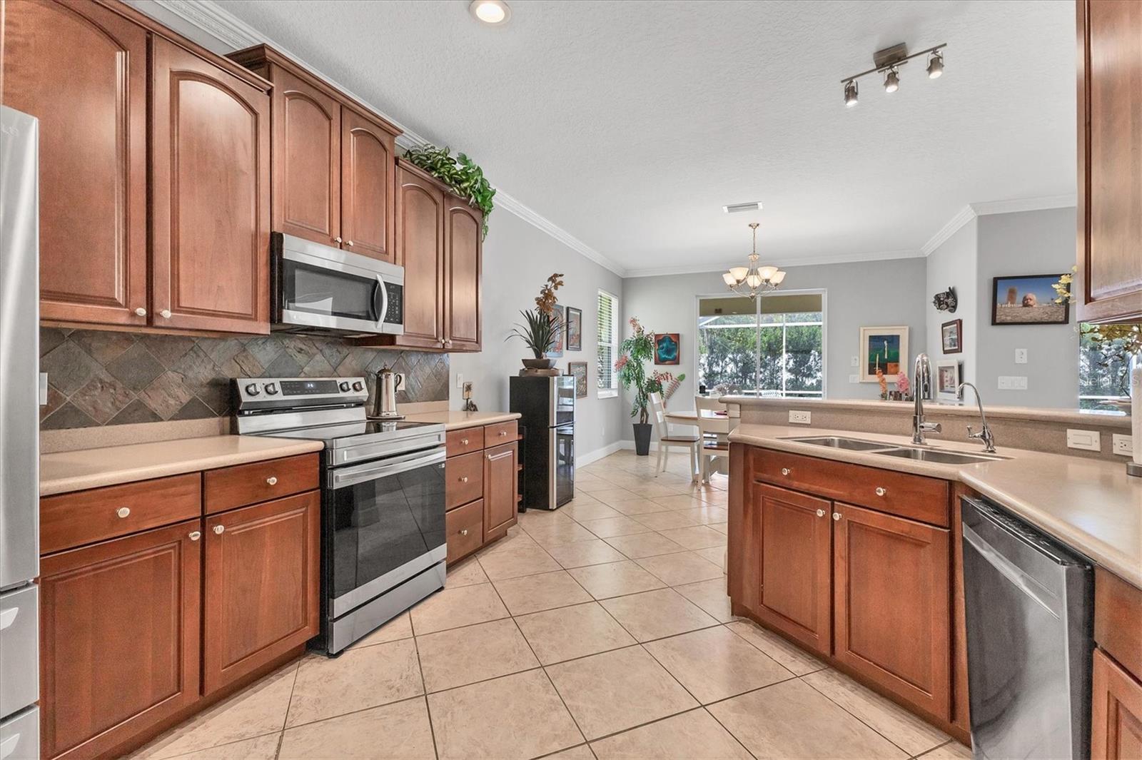 Image 8 of 51 For 7131 67th Ter E