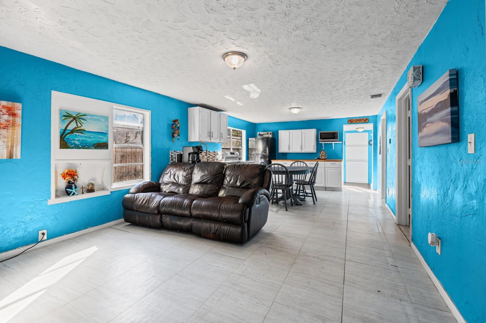 Image 11 of 28 For 1604 3rd Avenue W