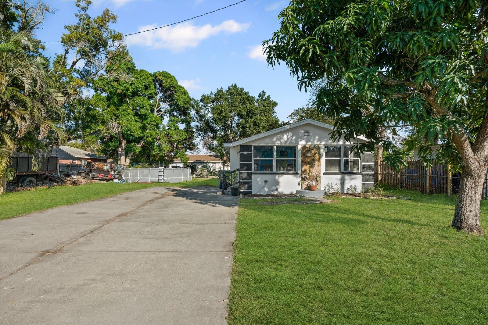 Image 4 of 28 For 1604 3rd Avenue W