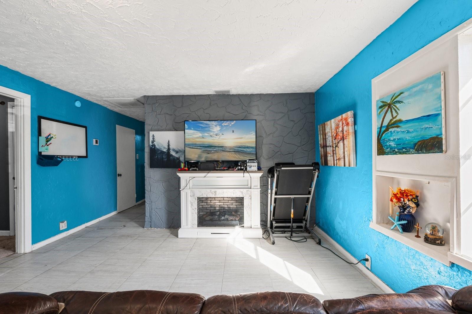 Image 9 of 28 For 1604 3rd Avenue W