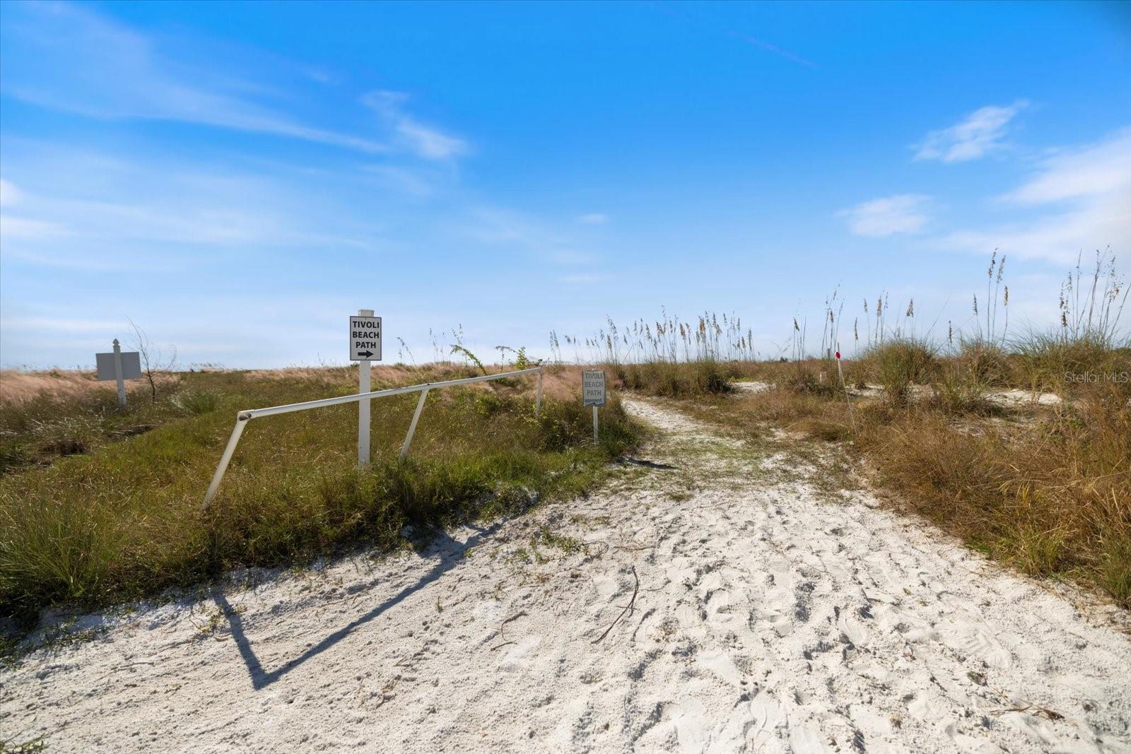 Image 58 of 69 For 625 Beach Road 602