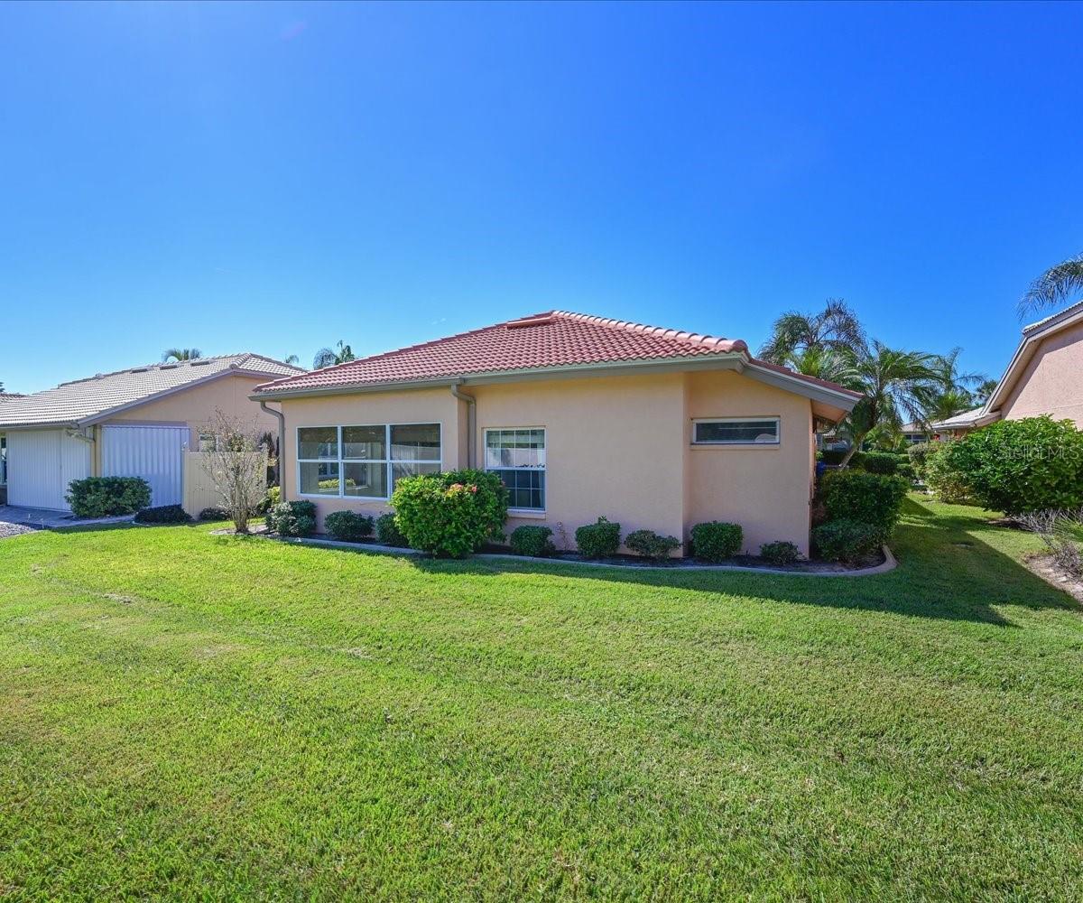 Image 21 of 31 For 4817 Montrose Drive