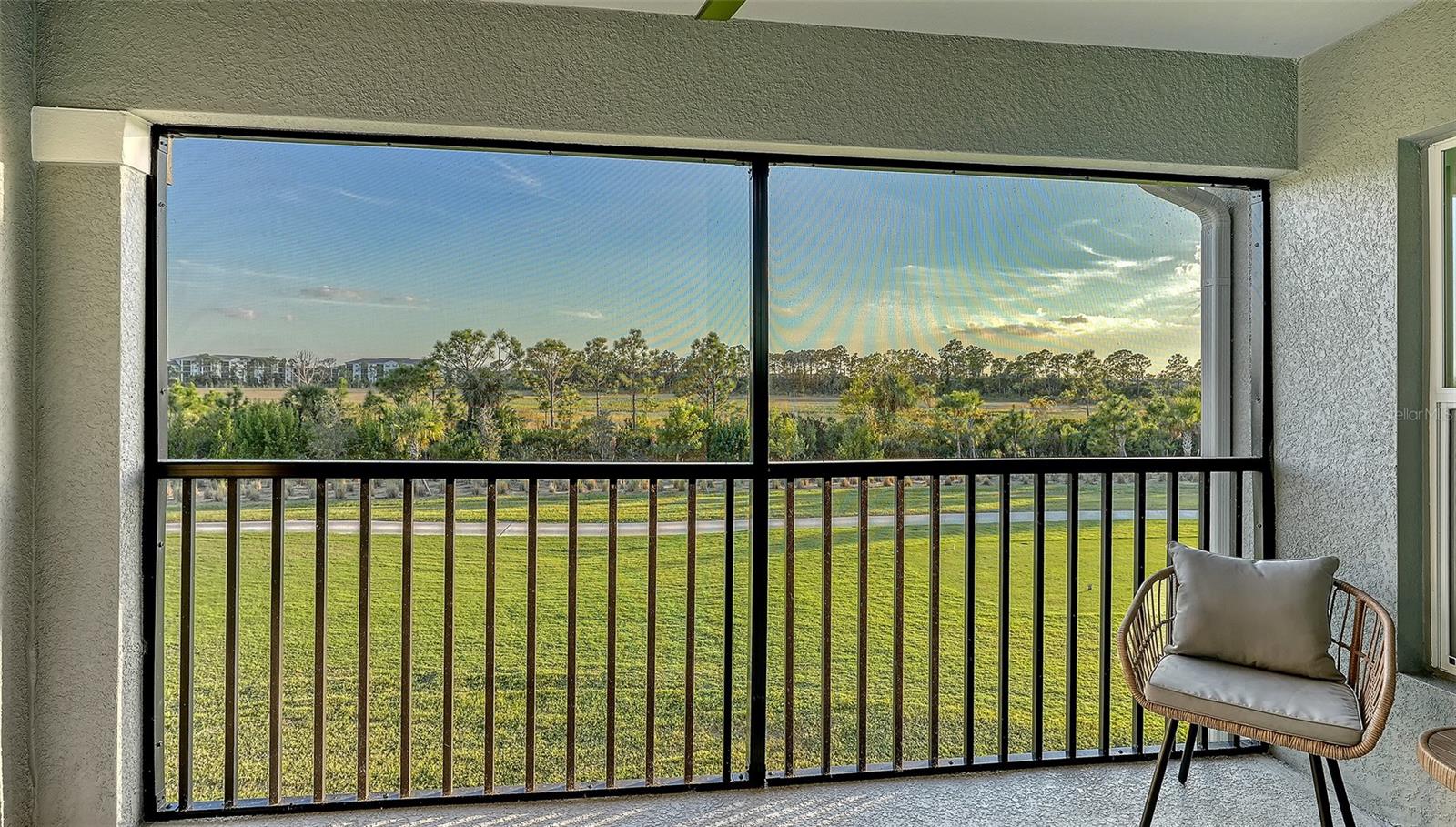 Image 14 of 96 For 17500 Opal Sand Drive 205