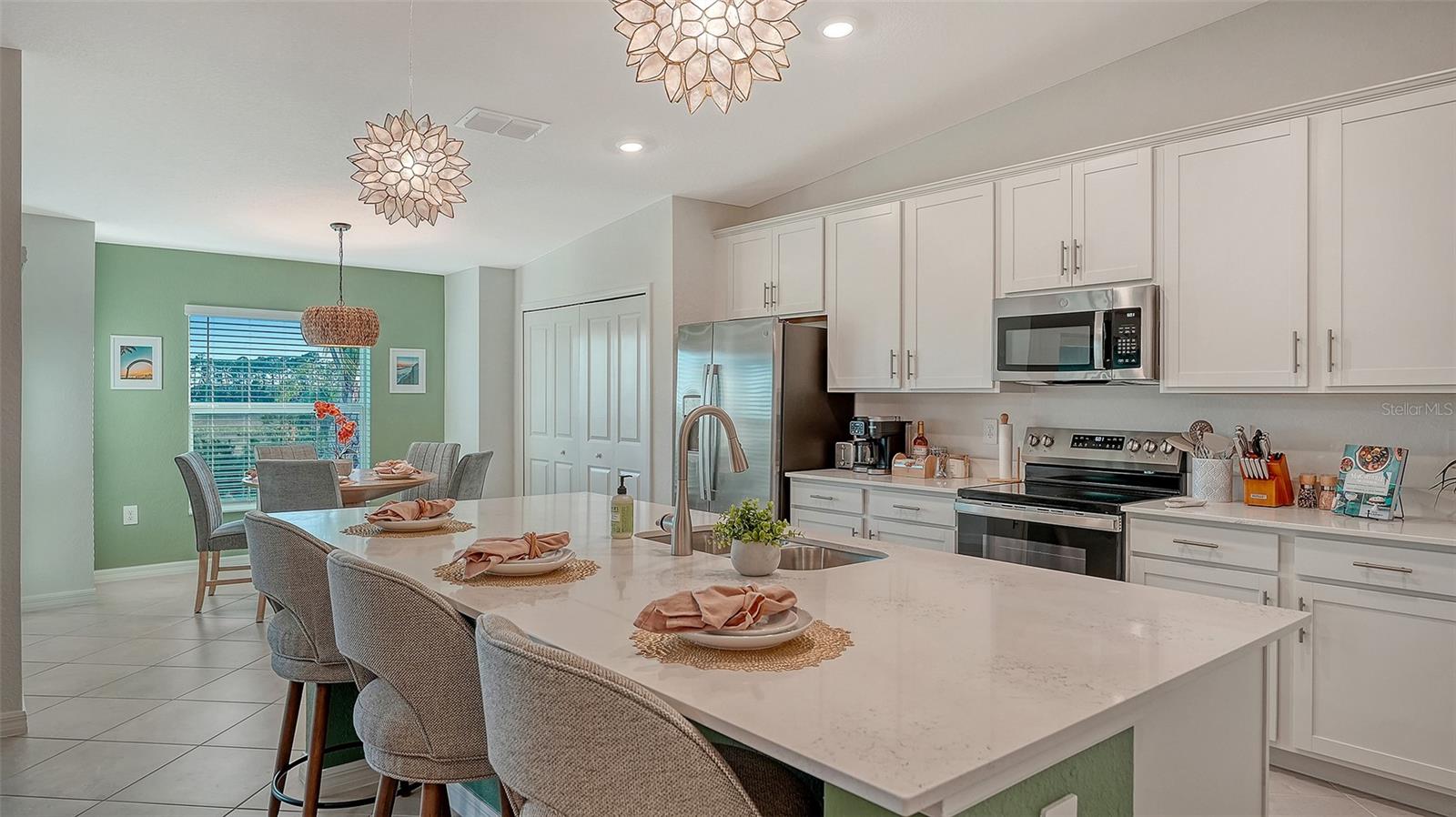 Image 20 of 96 For 17500 Opal Sand Drive 205