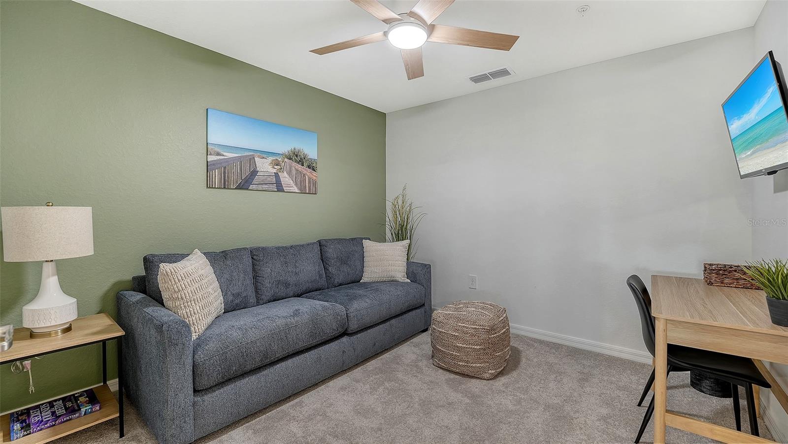 Image 28 of 96 For 17500 Opal Sand Drive 205