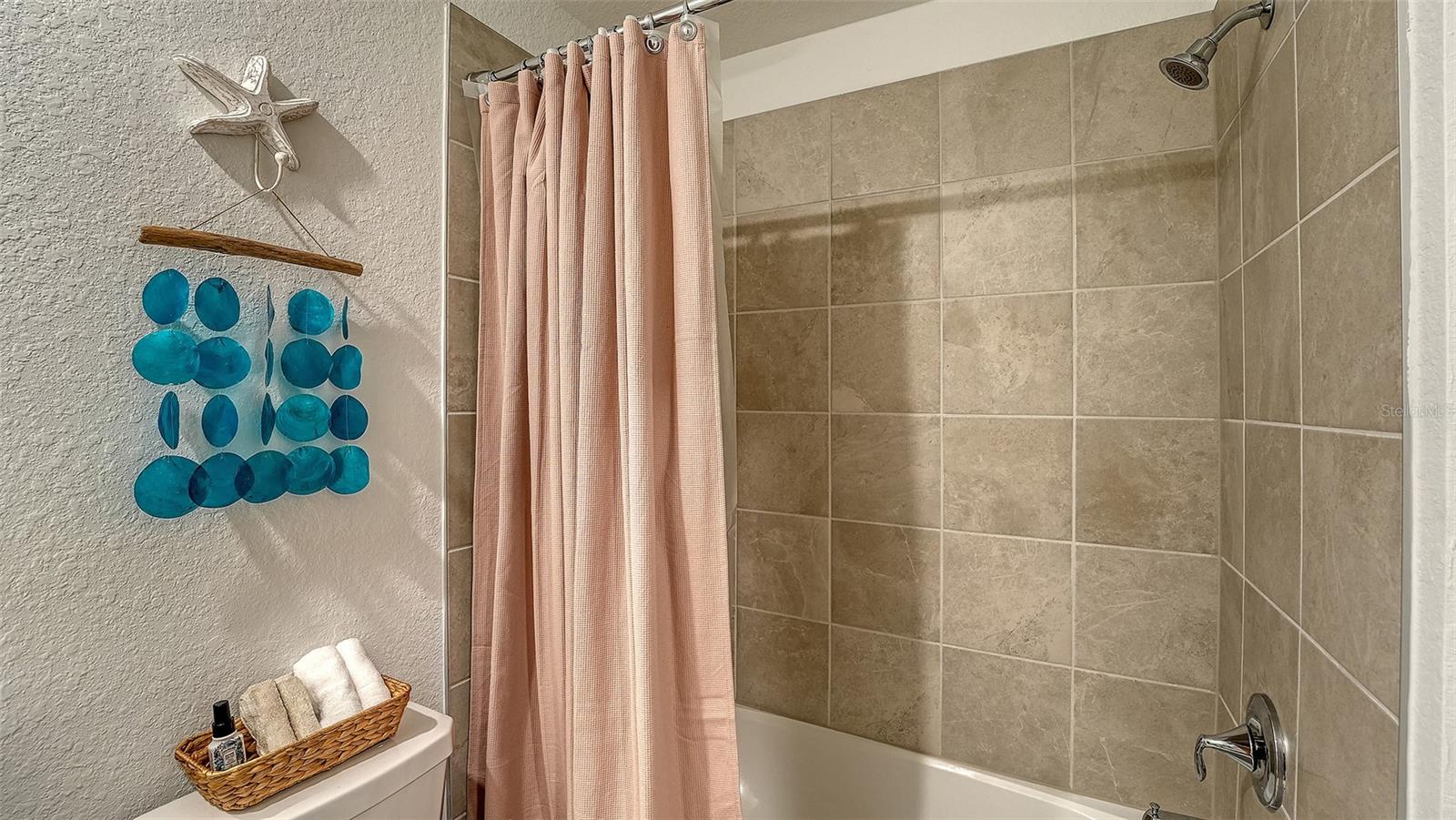 Image 40 of 96 For 17500 Opal Sand Drive 205