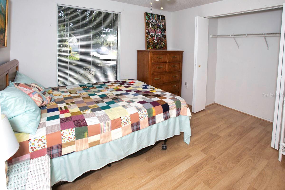 Image 18 of 32 For 6116 38th Avenue W