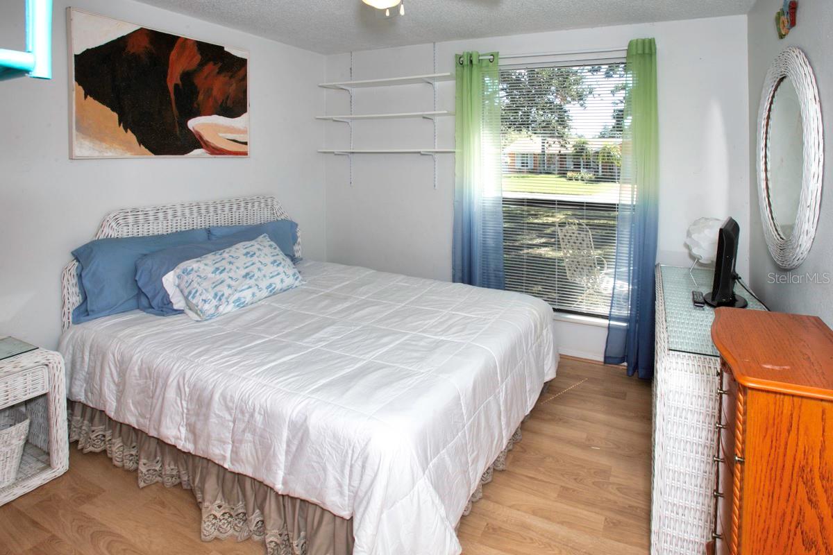 Image 19 of 32 For 6116 38th Avenue W