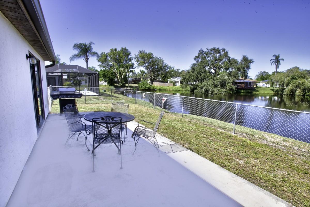 Image 22 of 32 For 6116 38th Avenue W