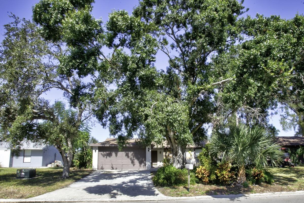 Image 25 of 32 For 6116 38th Avenue W